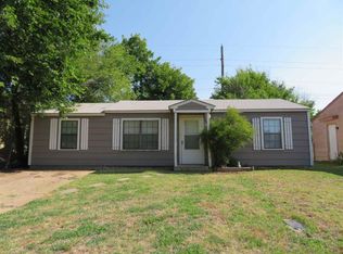 2733 SW G Ave, Lawton, OK 73505