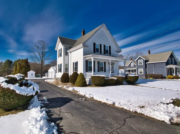 923 Somerset Ave, Taunton, MA 02780