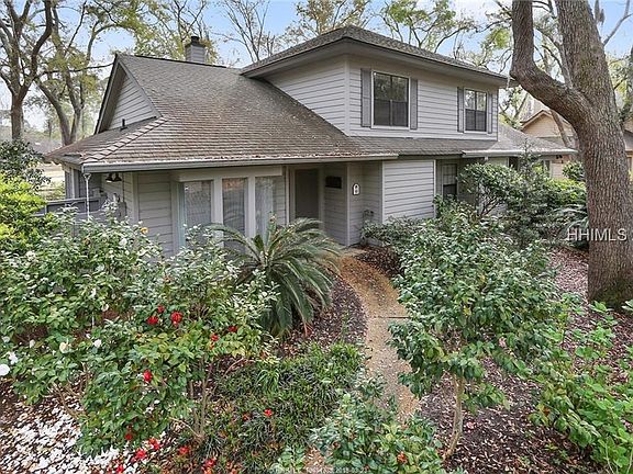 3rd image of 19 Beachwood Dr #19