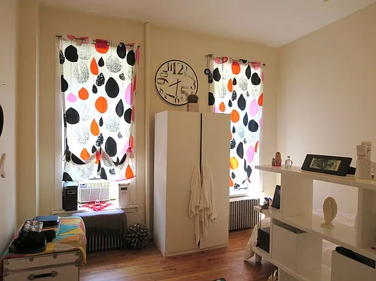 Rented by Strivers Management Group Corp (Brokerage) | media 1