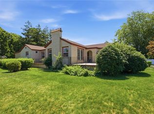 247-249 W Main Rd, Middletown, RI 02842
