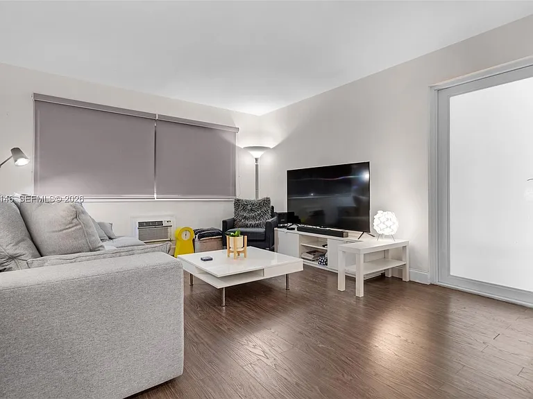 1117 Meridian Ave #5 — Photo 9