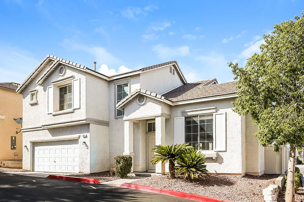 3 bed, 3.0 bath, 1806 sqft, $2,130 — Photo 4