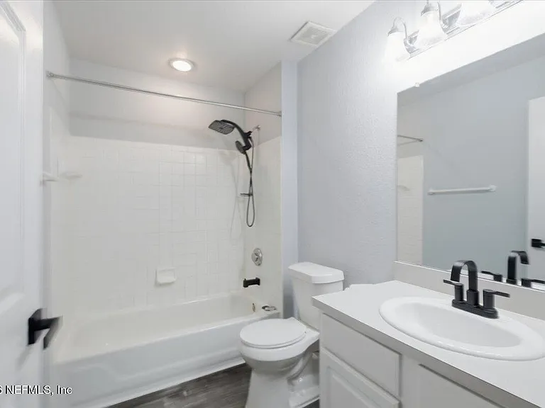 13700 Richmond Park Dr N #408 — Photo 16