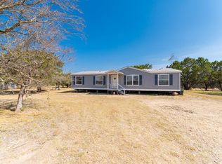 130 Conejo Dr E, Center Point, TX 78010