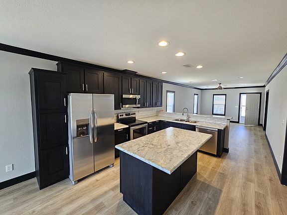 4th image of 129 Cradle Dr #418
