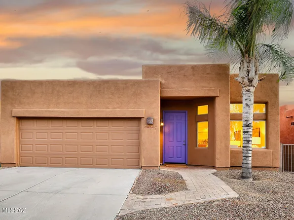 2402 E Moonrise Pl, Tucson, AZ 85719
