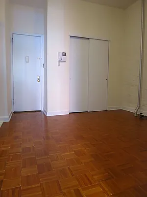 Rented by City & Suburban | media 18