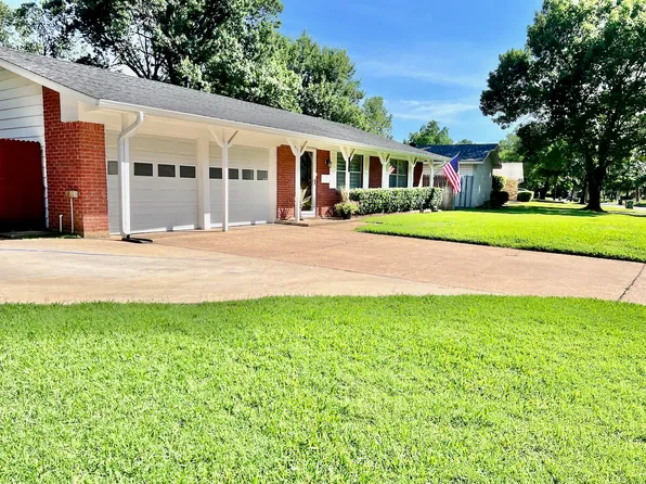 1901 Easy St, Arlington, TX 76013