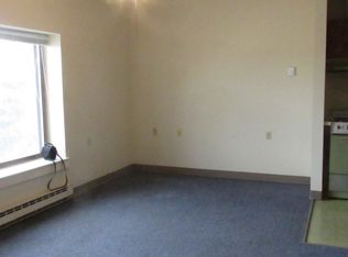 809 Washington St APT 203, Bath, ME 04530