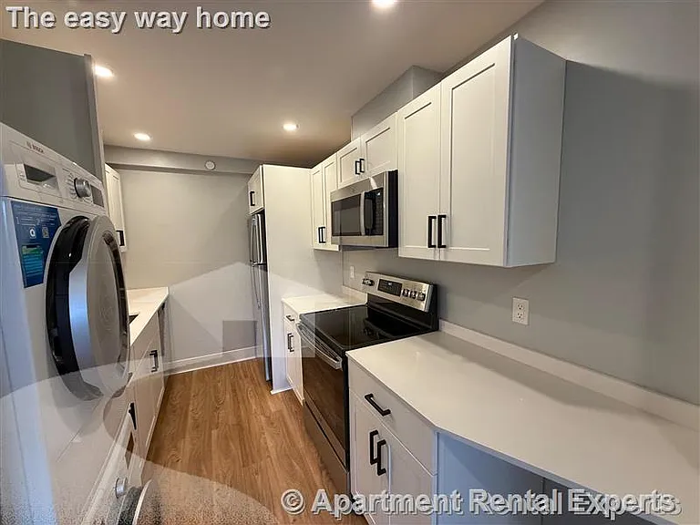 132 Sherman St #12 — Photo 5