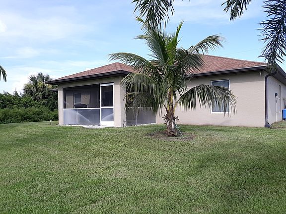 4th image of 909 Chaplin Ave
