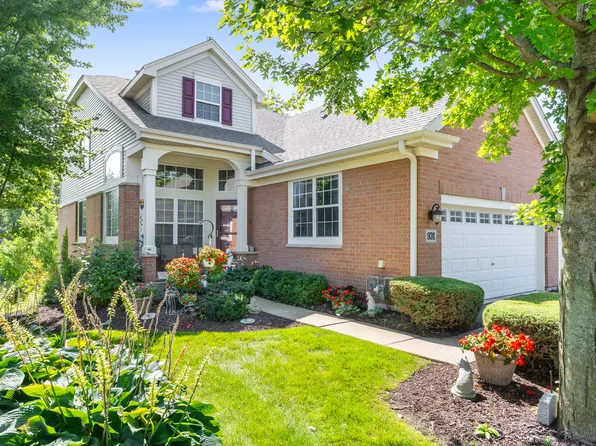 931 Winners Cup Ct, Naperville, IL 60565