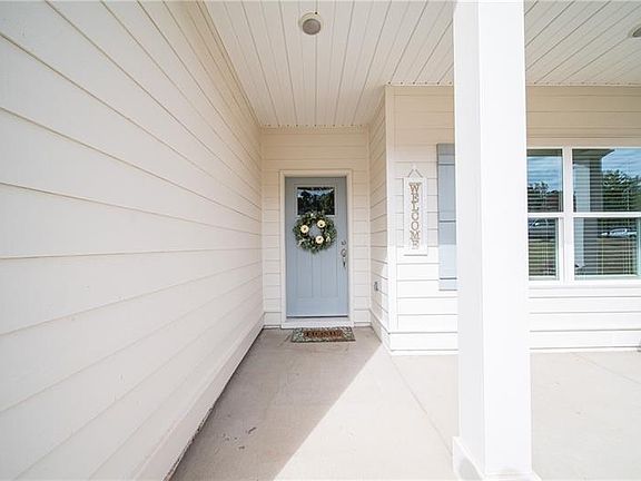 3rd image of 87 Lee Road 2129