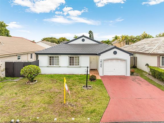 2nd image of 16154 SW 85th St