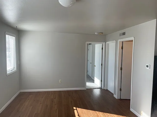 136 2nd Ave #2