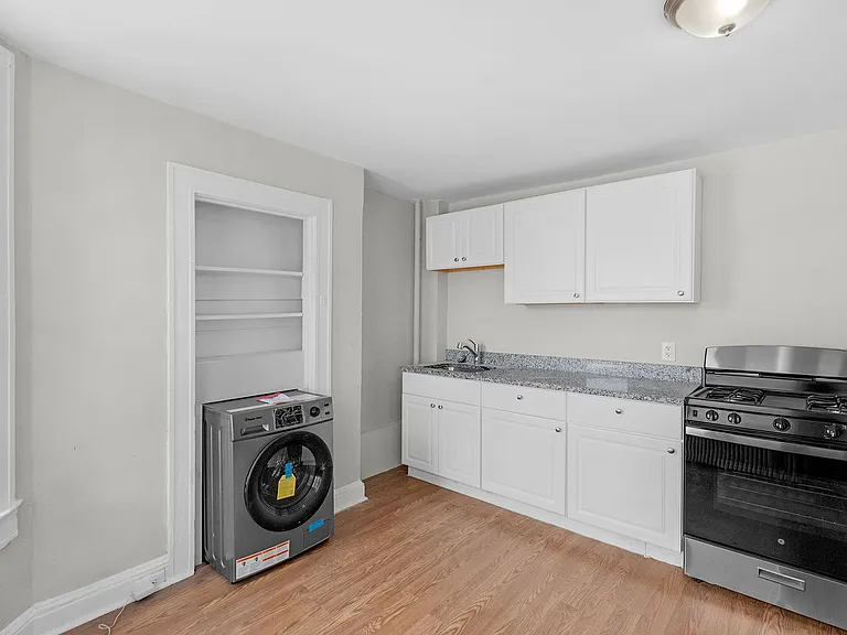 3410 Belair Rd — Photo 14