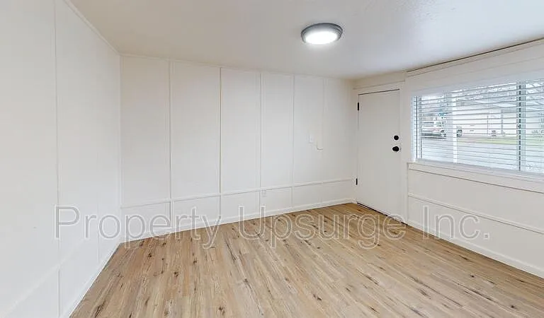 2716 Virginia Ave — Photo 4