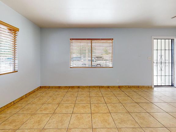 5th image of 43560 Arabia St