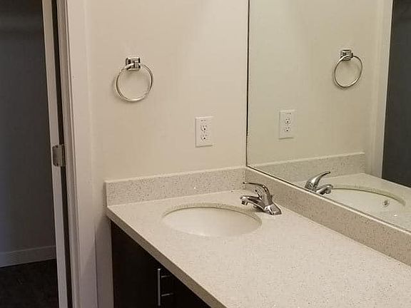 2nd image of 200 S Alex Ave APT 2