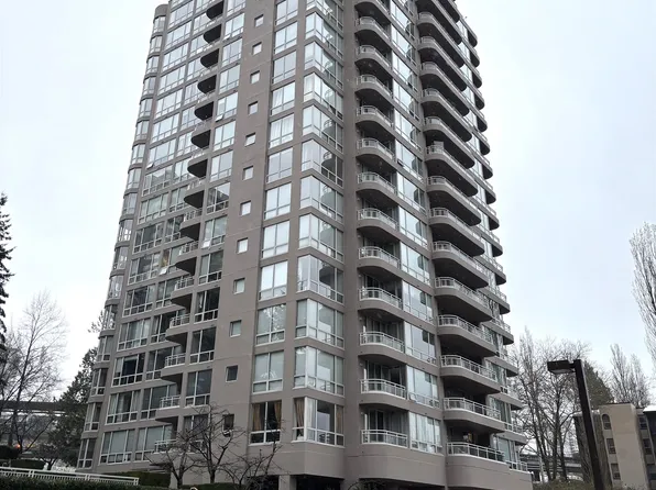 9633 Manchester Dr #1007, Burnaby, BC V3N 4Y9