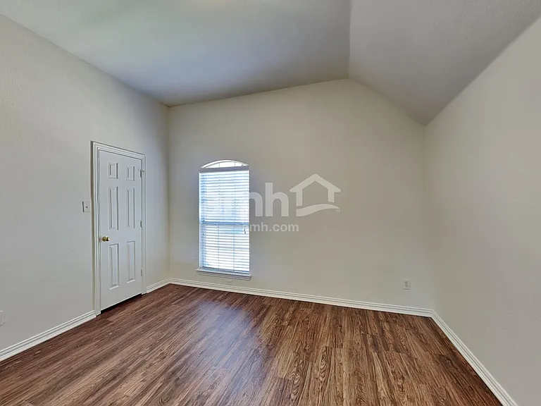 2619 Hopkins Dr — Photo 23