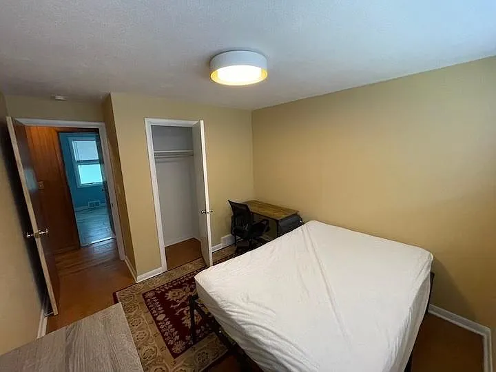 275 Fellows Ave — Photo 29