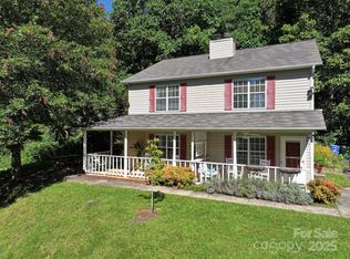 1 Rocking Porch Rd, Asheville, NC 28805