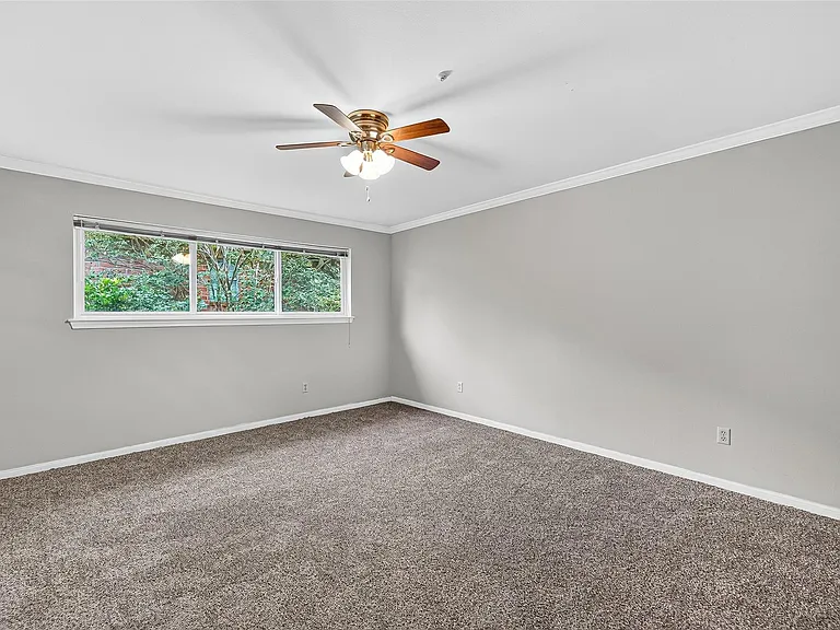 15068 Kimberley Ct — Photo 36