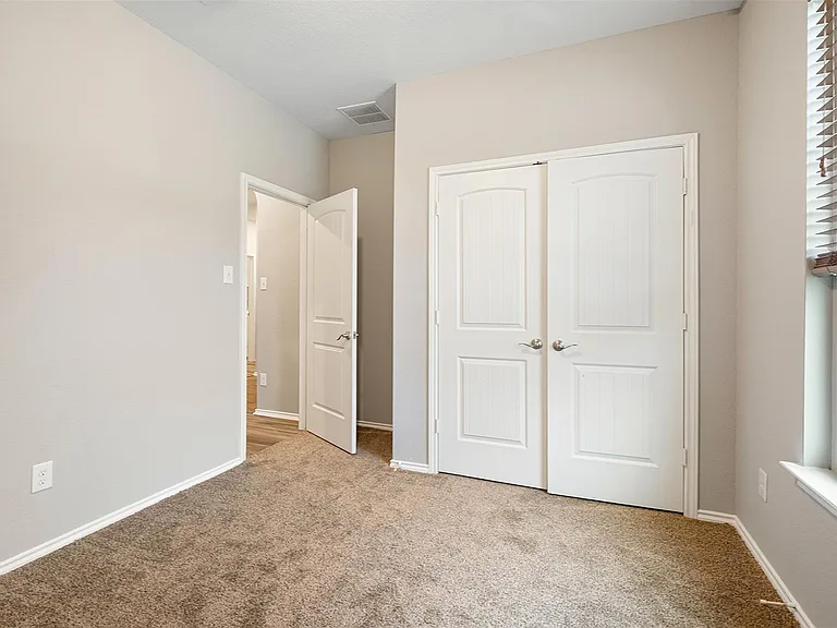 12401 Franklin D Roosevelt St — Photo 23