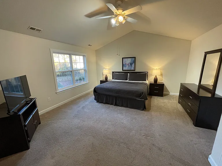 210 Earhart Ct — Photo 17