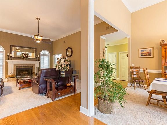 4th image of 9505 Greens Mill Ct