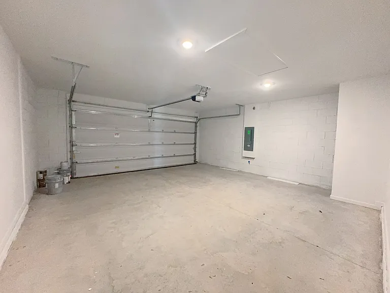 2362 McKinley Dr — Photo 41