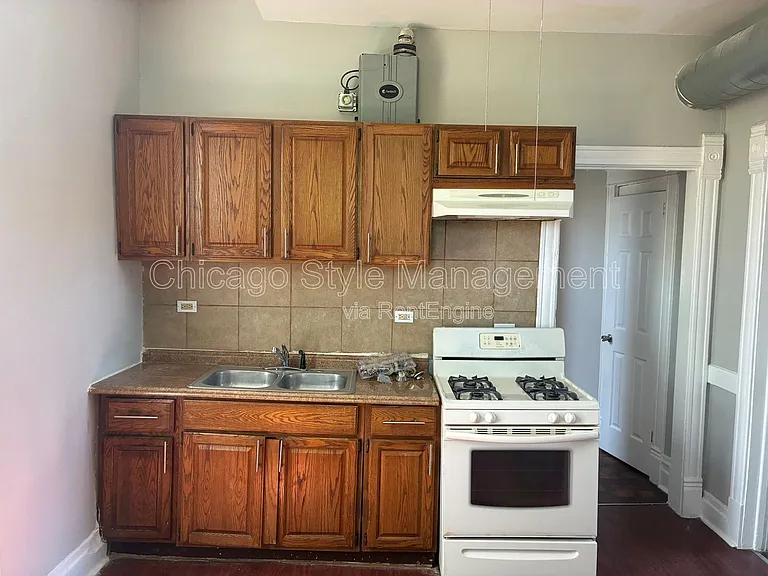 9035 S Burley Ave #3 — Photo 12