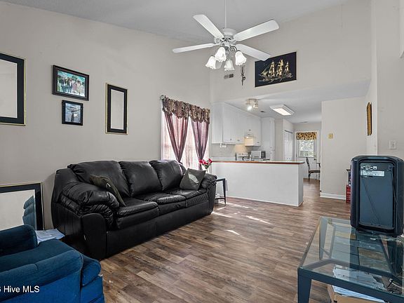 3rd image of 3006 Cranberry Ridge Drive SW