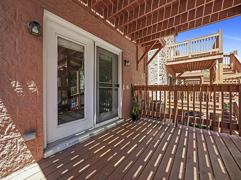 1475 N Larrabee St #B — Photo 14