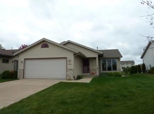 3514 Stonebridge Dr, Madison, WI 53719