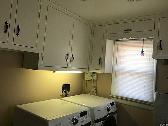4th image of 4410 Woodview Dr
