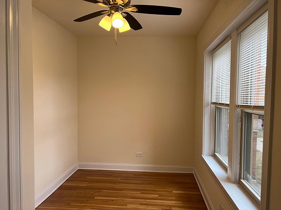 3rd image of 4836 W Belle Plaine Ave APT 2S