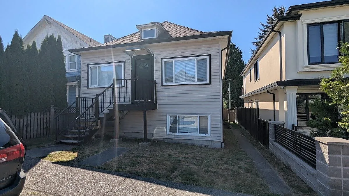 4 bed, 1812 sqft, $3,550 — Photo 2