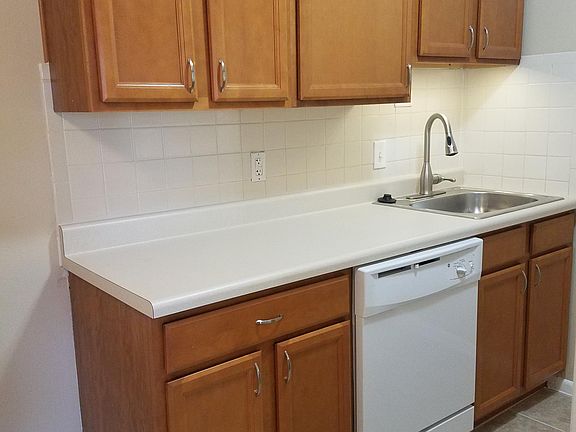 3rd image of 10371 Sannois Dr APT 7