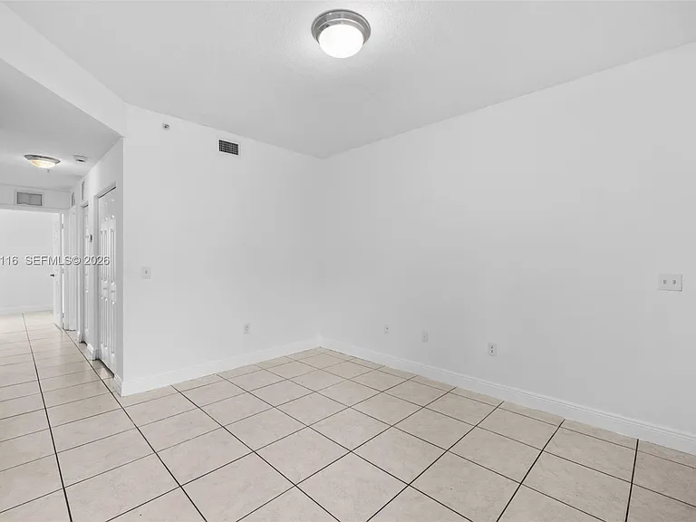 2421 W 78th St #104 — Photo 10