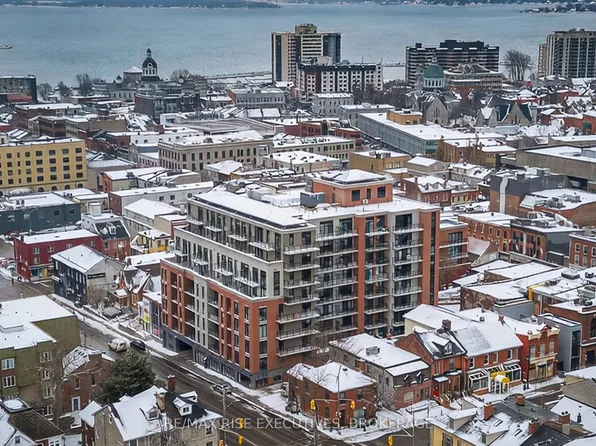 223 Princess St #810, Kingston, ON K7L 0G8