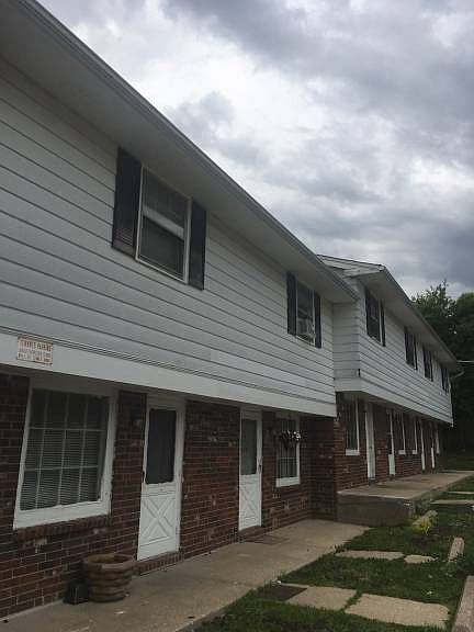 1st image of 4960 Hinsdale Ave APT 3