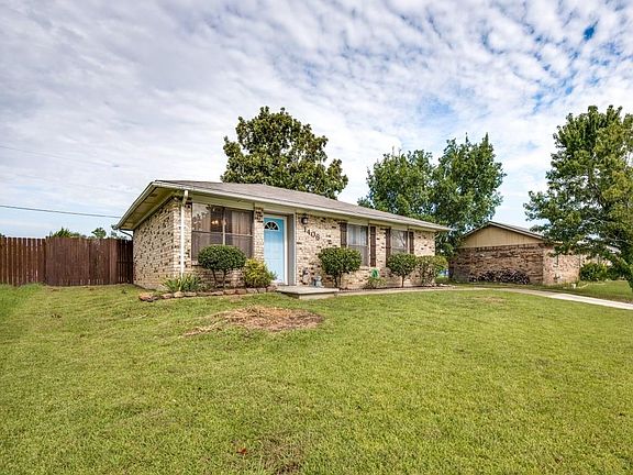 2nd image of 1406 El Camino Cir