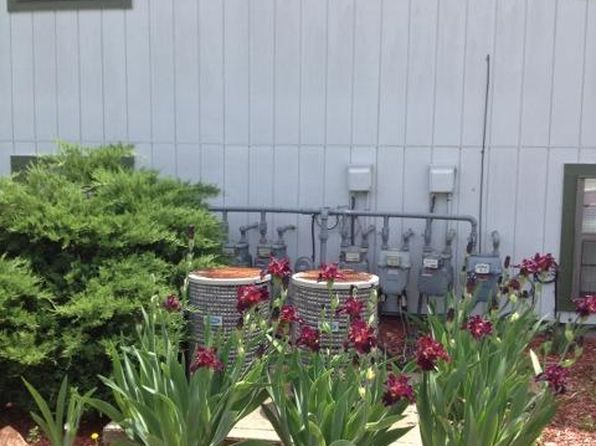 808 N Main St APT 4