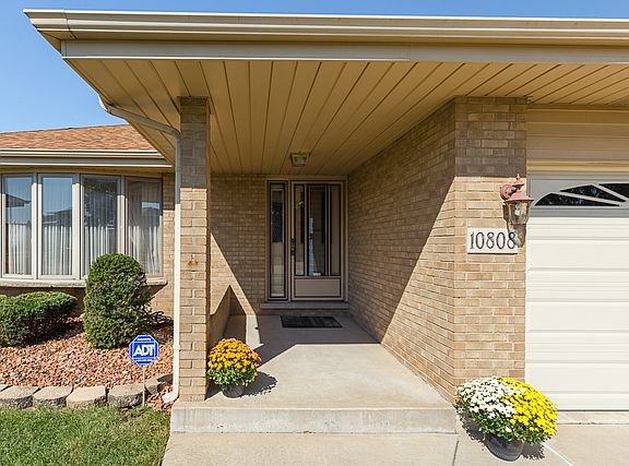 2nd image of 10808 Georgia Ln