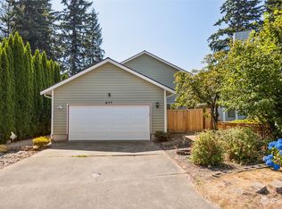 611 NE Flagstone Ln, Bremerton, WA