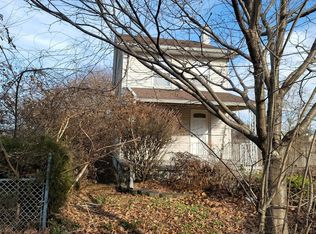 210 Arch St, Palmyra, NJ 08065