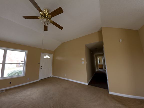 4th image of 258 Grassmire Dr